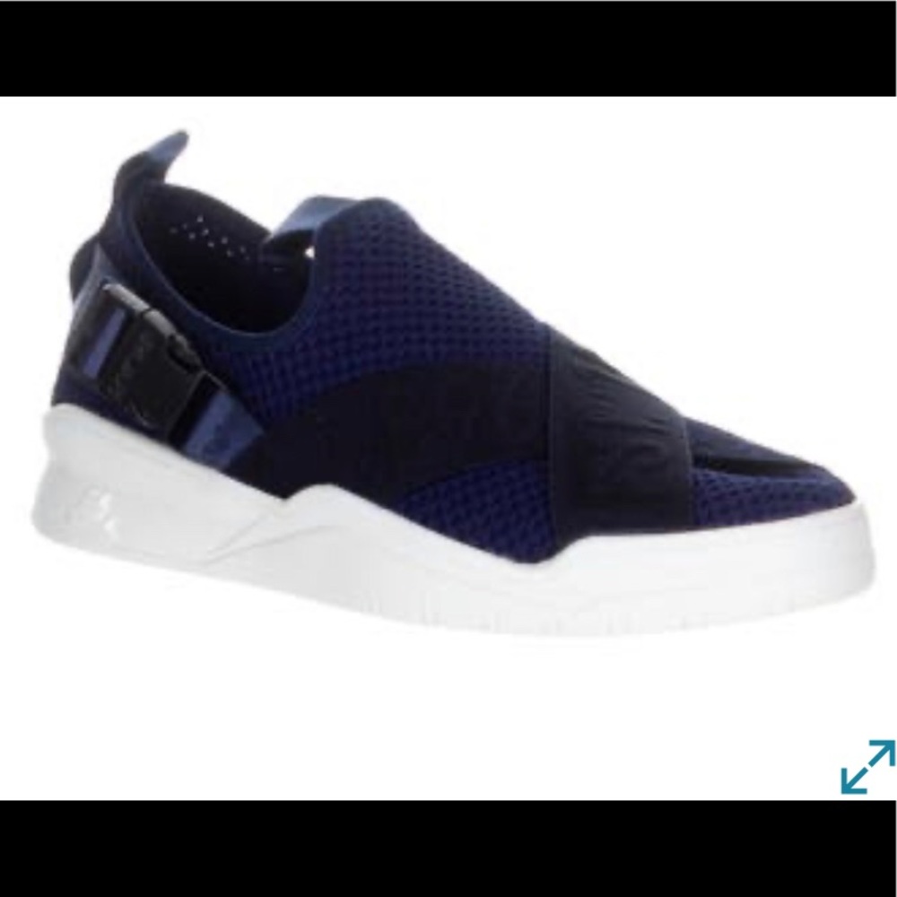 Yen Slip-On Sneaker Size 41 Women’s or (Size 10).